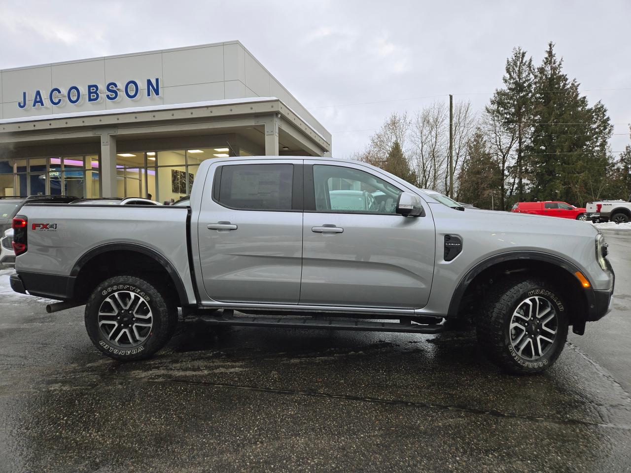 2024 Ford Ranger LARIAT Photo5