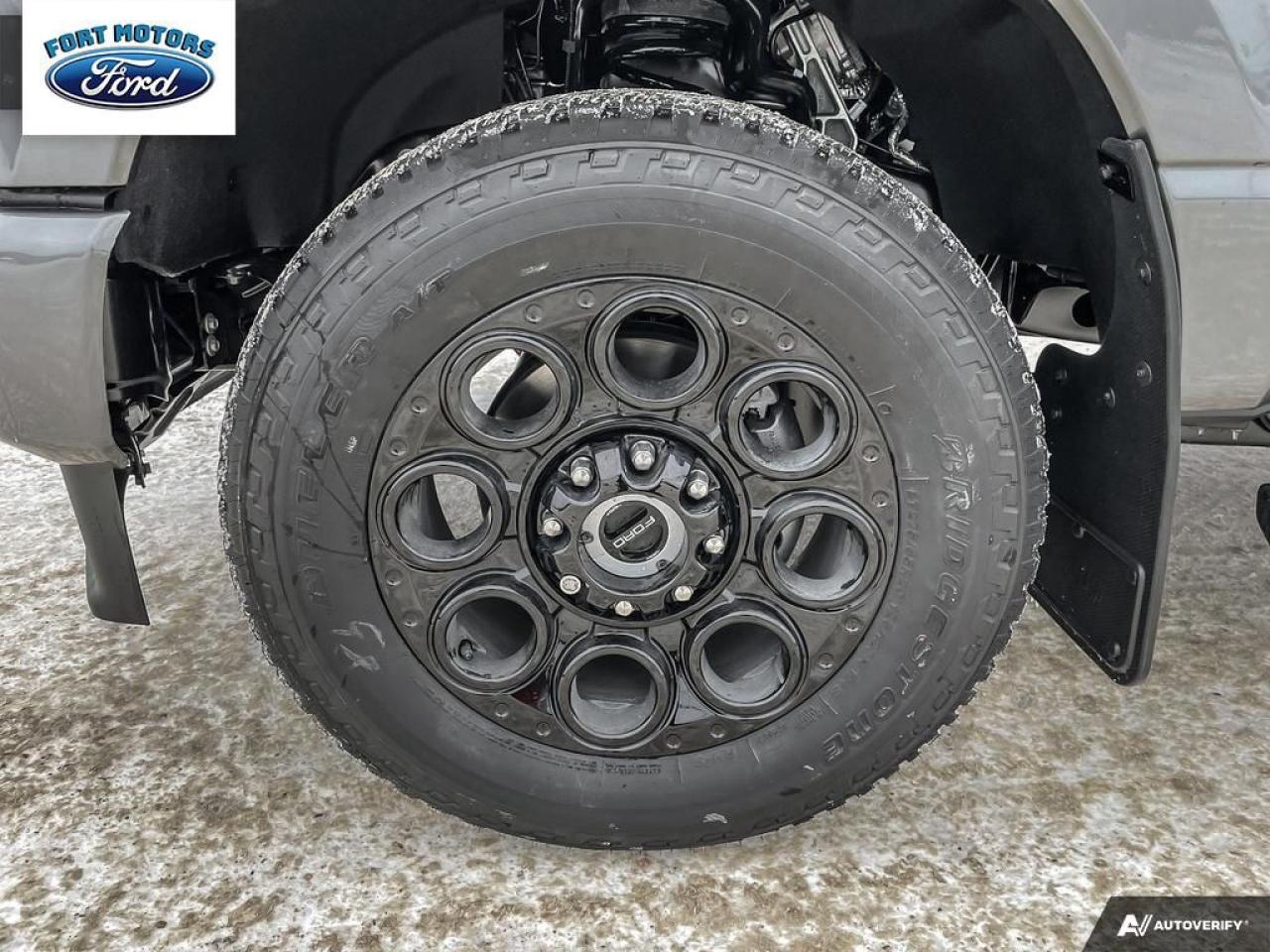 2024 Ford SUPERDUTY F-350® Lariat® Photo5