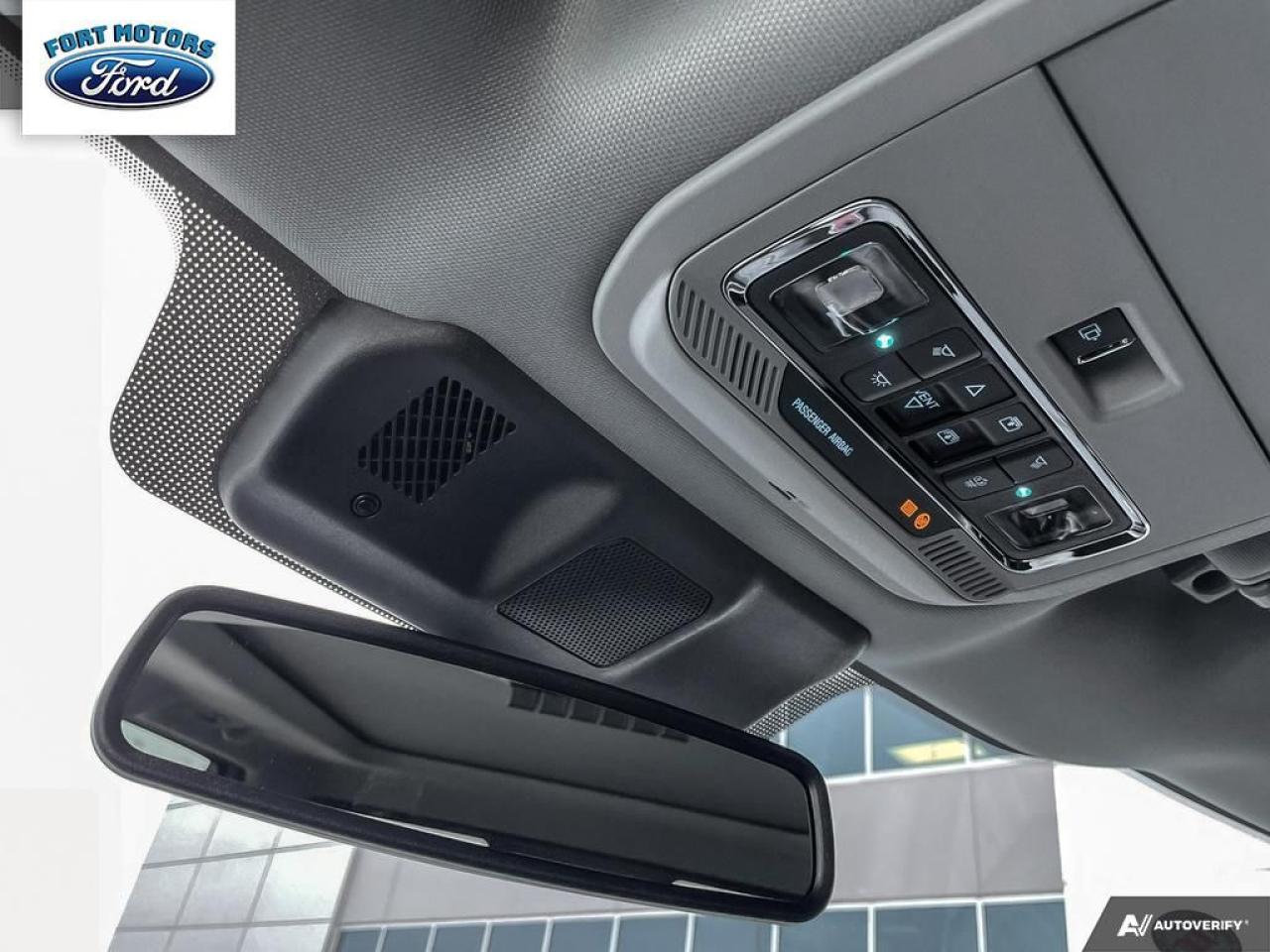 2024 Ford SUPERDUTY F-350® Lariat® Photo5