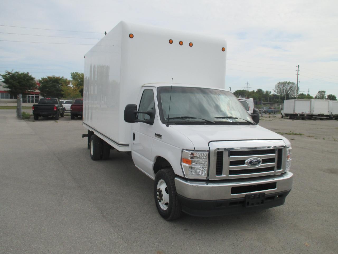 2023 Ford E450 E-450 DRW 176" WB - Photo #2