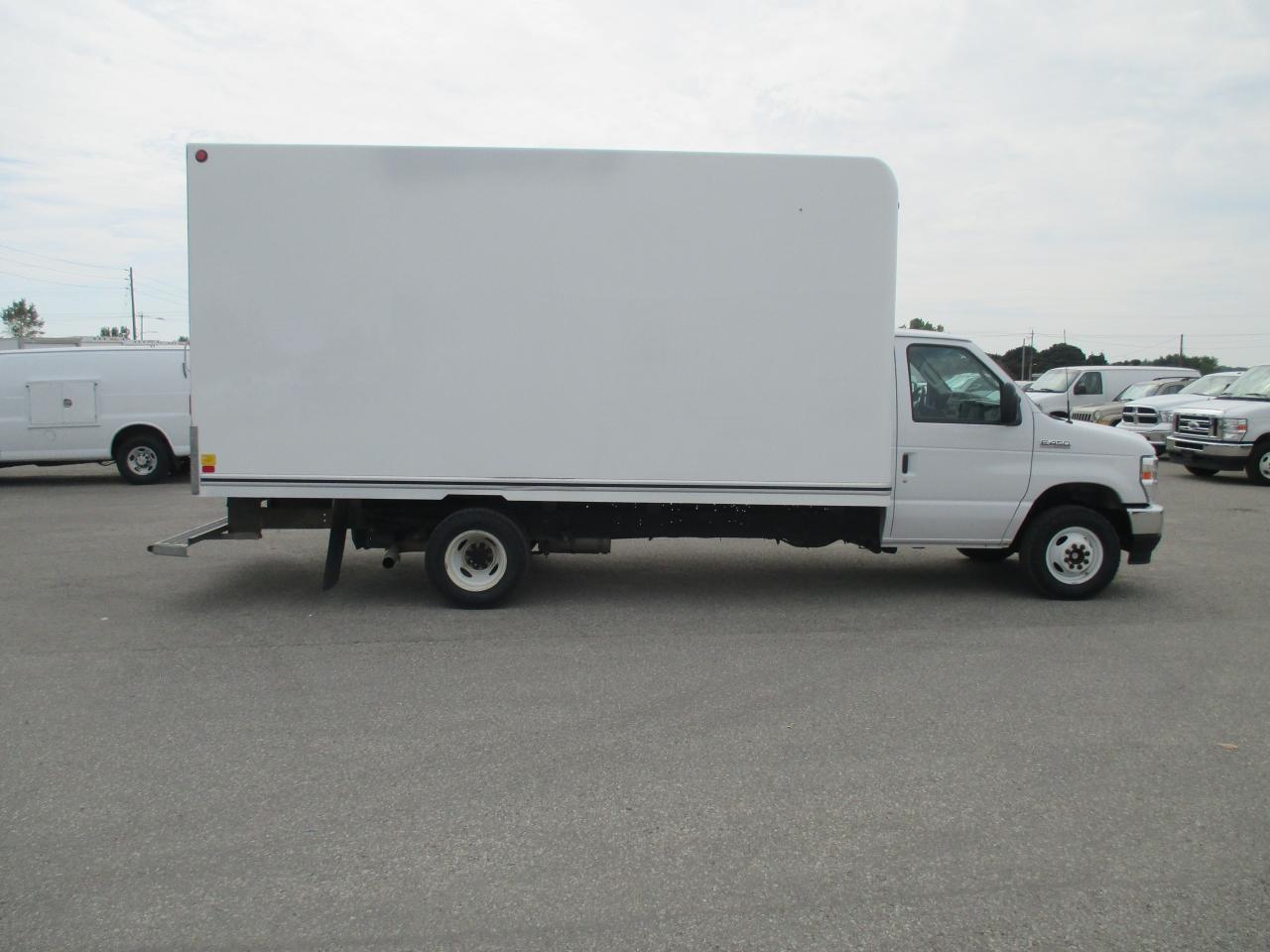 Used 2023 Ford E450 E-450 DRW 176