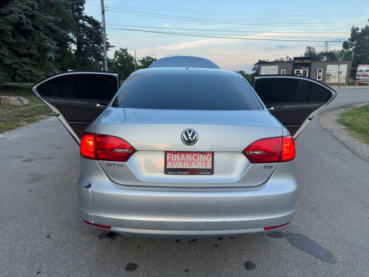 2014 Volkswagen Jetta  - Photo #16