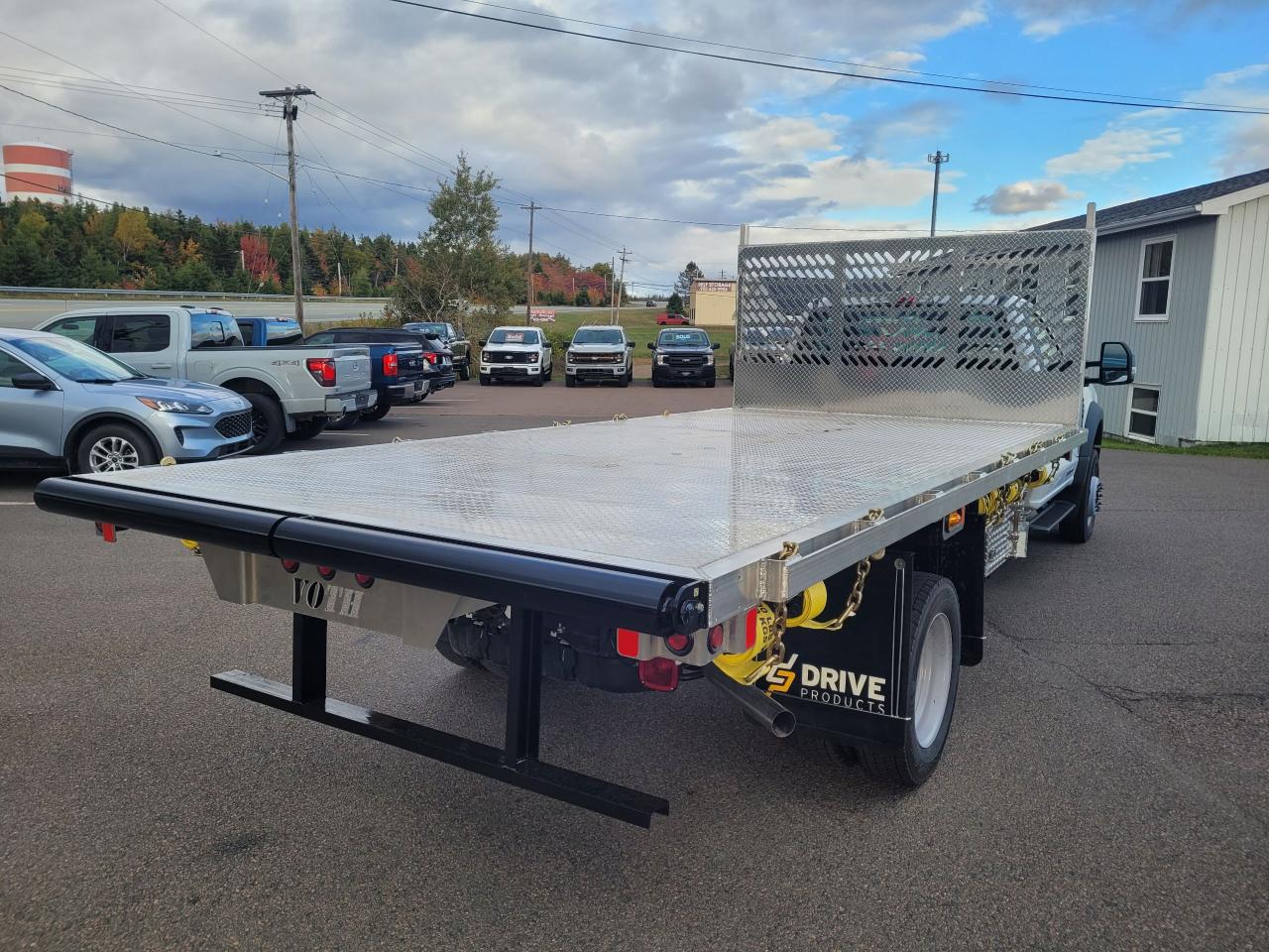 2024 Ford F-550 Super Duty DRW XL 4WD REG CAB 205" WB 120" CA Photo5
