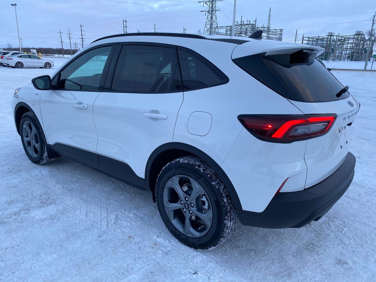 2025 Ford Escape ST-Line AWD Photo