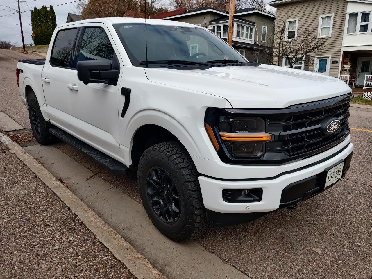 2024 Ford F-150 4X4 SUPERCREW XLT 302A Photo