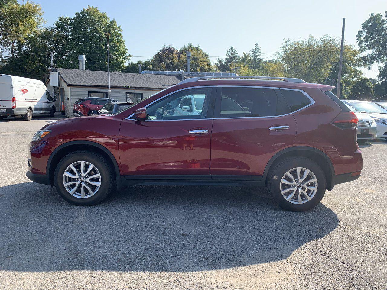 Used 2018 Nissan Rogue SV for sale in Scarborough, ON