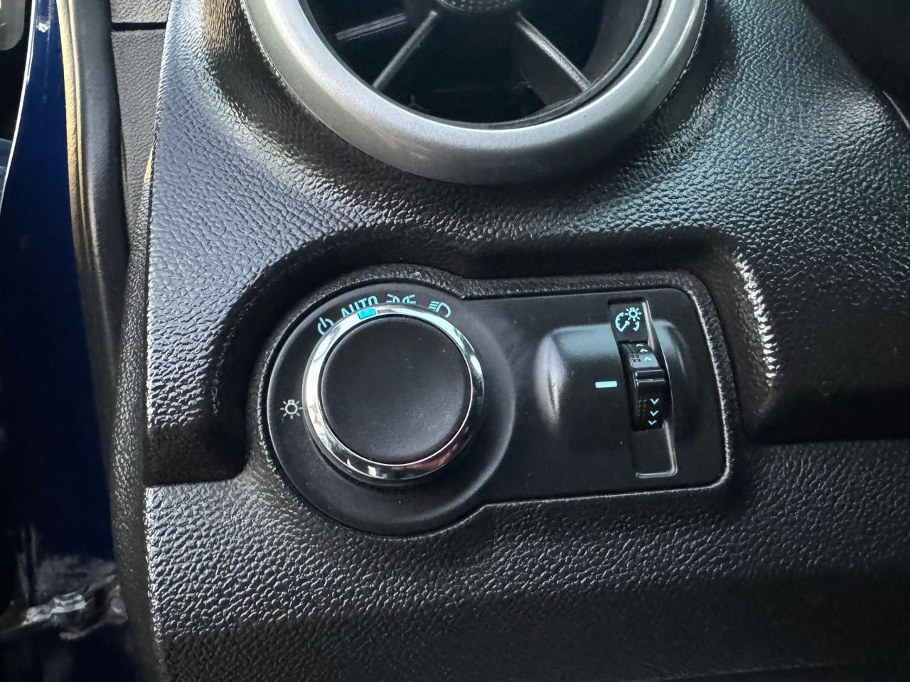 2015 Chevrolet Trax LT- Alloys- Bluetooth- Aux - Crusie Control - Photo #13