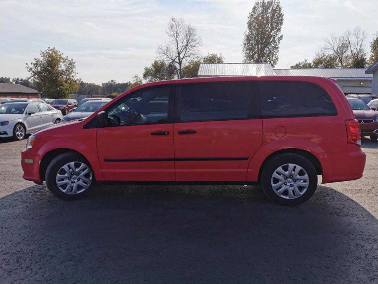 2015 Dodge Grand Caravan SE - Photo #3