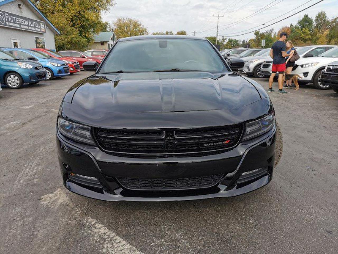 2017 Dodge Charger SXT - Photo #8