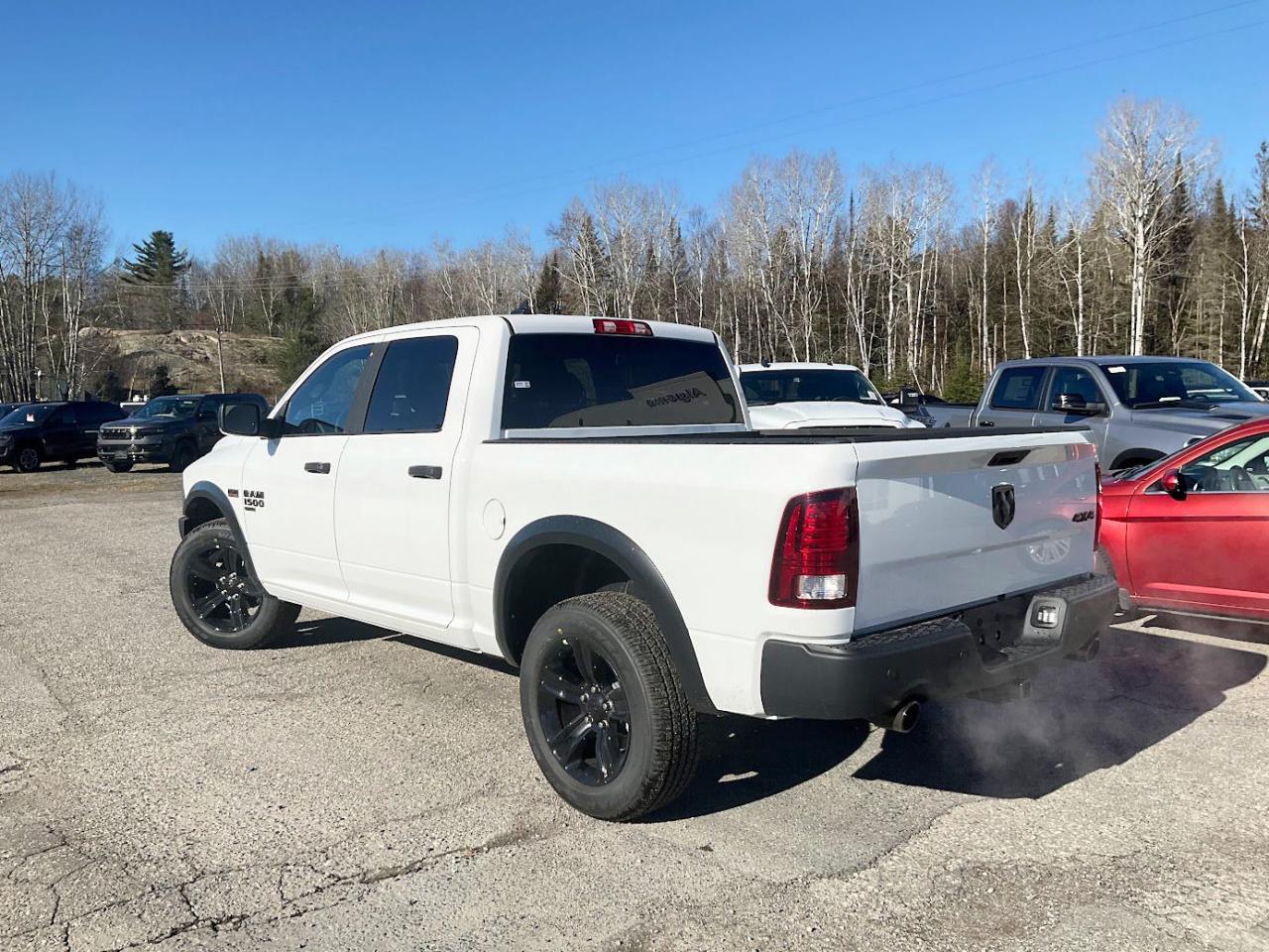 2024 RAM 1500 Classic WARLOCK Photo3