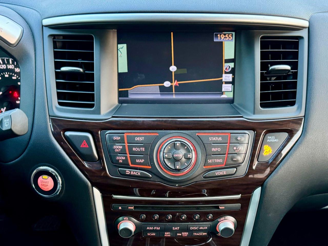 2014 Nissan Pathfinder SL - 7 Seats Certified - Photo #9