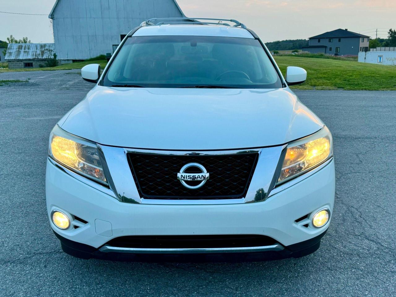 2014 Nissan Pathfinder SL - 7 Seats Certified - Photo #10