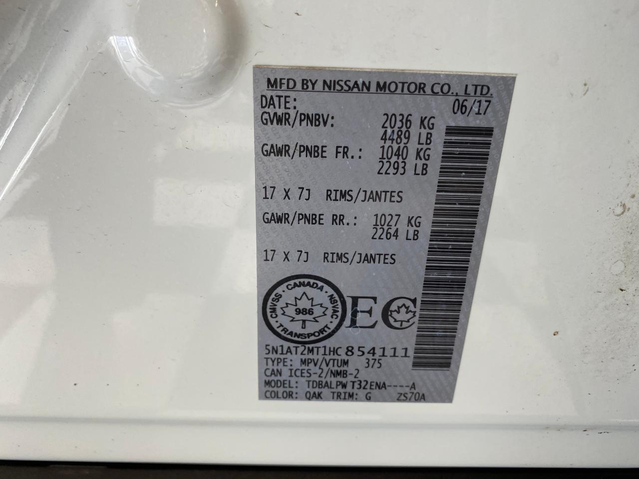 2017 Nissan Rogue S+Emergency Brake+BSM+New Tires+CLEAN CARFAX Photo41
