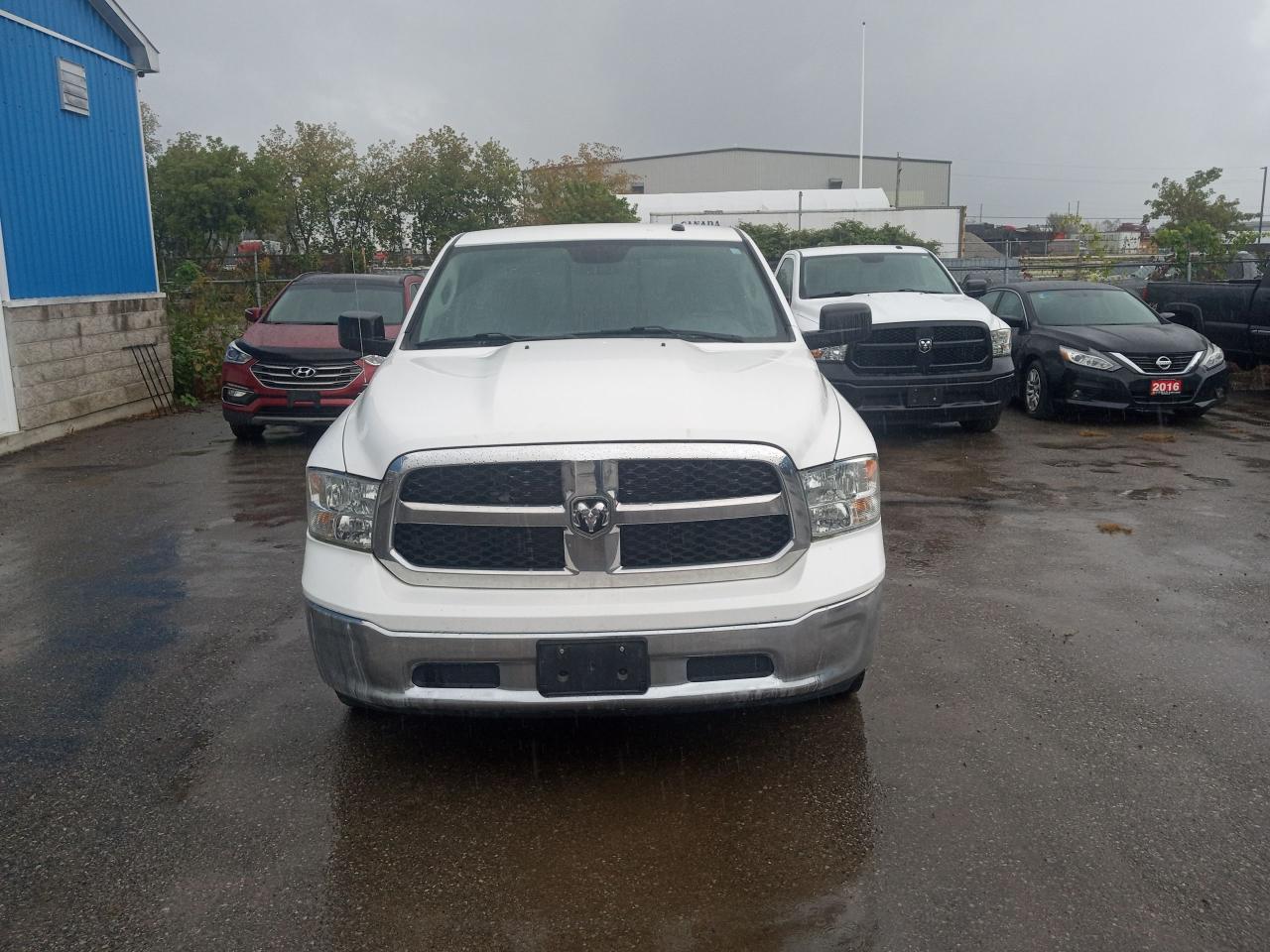 2019 RAM 1500 Classic ST - Photo #2