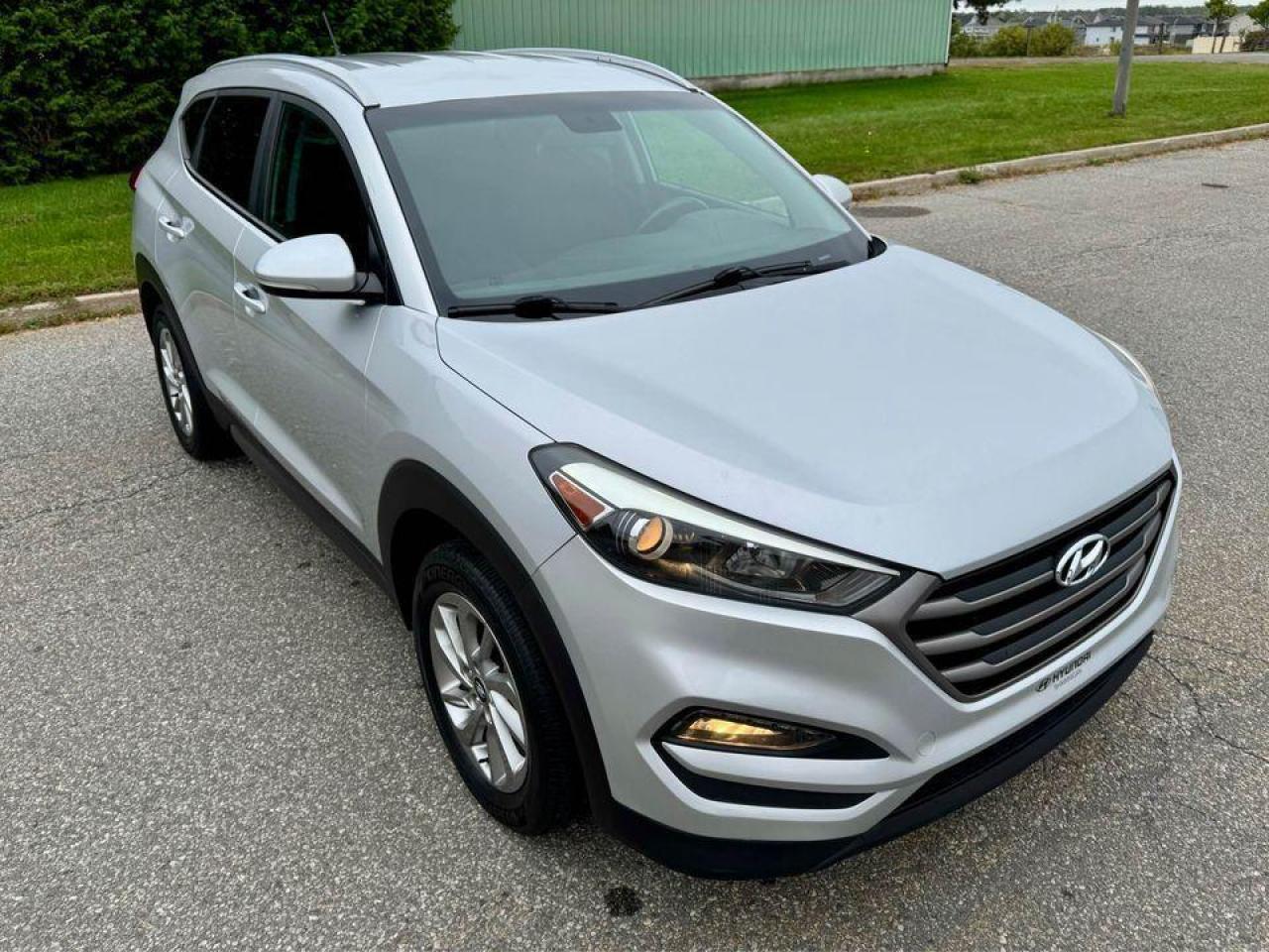 2016 Hyundai Tucson 2.0L  AWD- Certified - Photo #12
