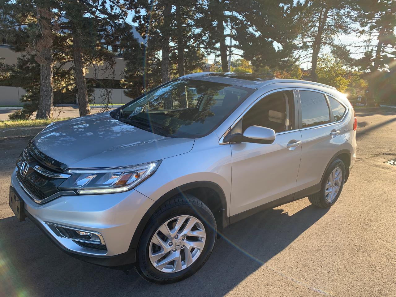 2016 Honda CR-V AWD 5dr EX-YES,....ONLY 41,986KMS!! 1 LOCAL OWNER! Photo2