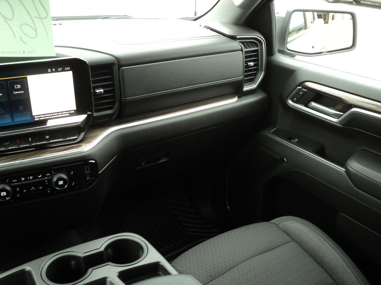 2022 Chevrolet Silverado 1500 LT DoubleCab 4WD 5.3L HeatedSeats&SteeringWheel - Photo #13