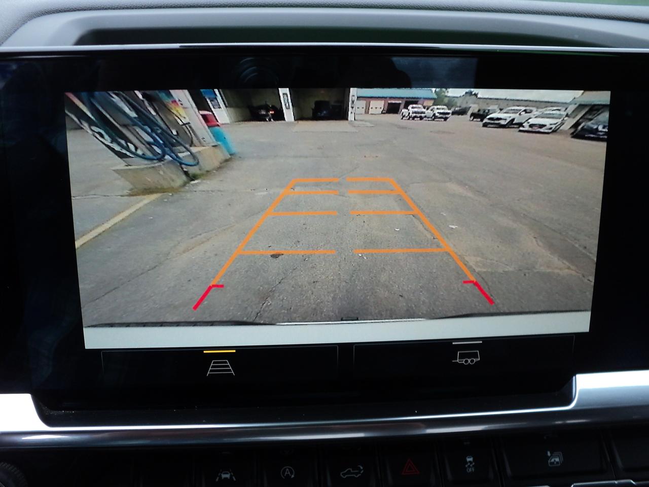 2022 Chevrolet Silverado 1500 LT DoubleCab 4WD 5.3L HeatedSeats&SteeringWheel - Photo #17