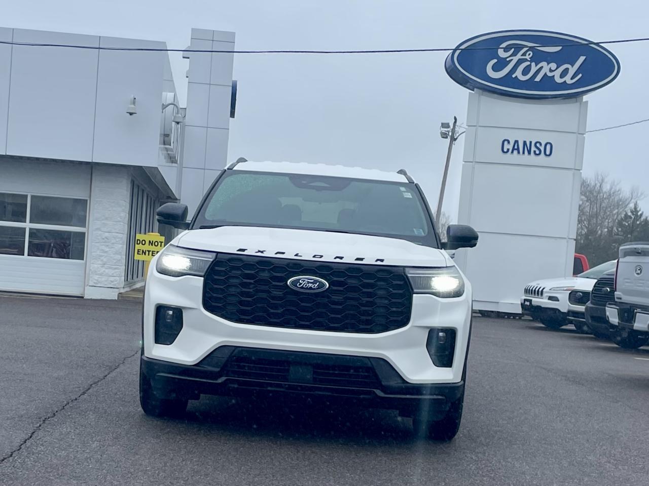 2025 Ford Explorer ST-LINE 4WD Photo1