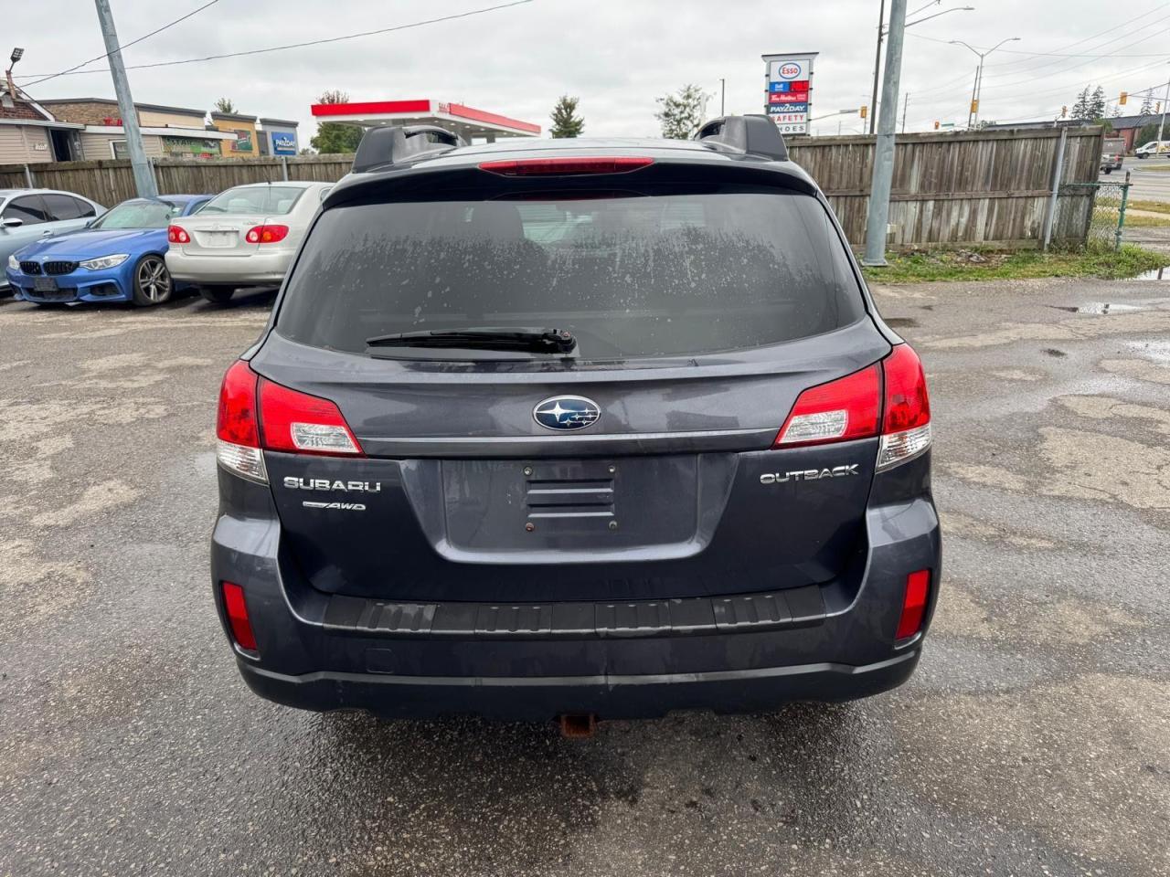 2011 Subaru Outback RUNS AND DRIVES WELL, AWD, AS IS - Photo #4