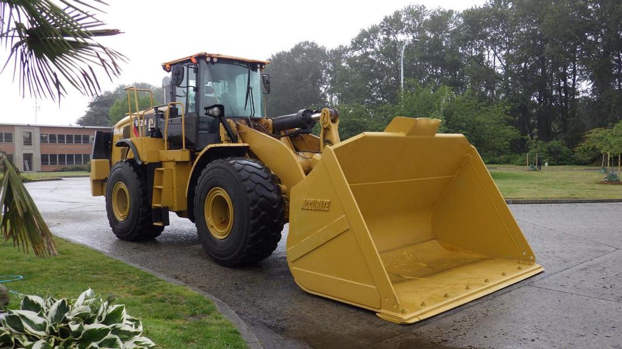 This 2019 Caterpillar 972M XE front end loader is a heavy-duty wheel loader powered by a CAT C9 diesel engine producing approximately 311 horsepower and 1,275 lb-ft of torque at 1,200 RPM, paired with an automatic transmission and 4x4 drivetrain. Built to Tier IV emissions standards, it carries an operating weight of approximately 54,871 lb and is equipped with a high-capacity front bucket with capacities ranging from 3.20 to 9.94 m³ (4.19 to 13.00 yd³). Designed for demanding aggregate, construction, and material-handling applications, the 972M XE features a fully enclosed cab with cloth seating, offering a balance of power, efficiency, and large-volume material movement in a single production-class loader manufactured by Caterpillar. This vehicle does not meet the requirements of the Motor Vehicle Act and is not suitable for driving.  Please note that towing will be required at the purchasers expense.  $199,500.00 plus $375 processing fee, $199,875.00 total payment obligation before taxes.   Listing report, warranty, contract commitment cancellation fee, financing available on approved credit (some limitations and exceptions may apply). All above specifications and information is considered to be accurate but is not guaranteed and no opinion or advice is given as to whether this item should be purchased. We do not allow test drives due to theft, fraud, acts of vandalism and undetectable impaired driving. Instead we provide the following benefits: Complimentary Warranty (with options to extend), Limited Money Back Satisfaction Guarantee on Fully Completed Contracts, Contract Commitment Cancellation, and an Open-Ended Sell-Back Option. Ask seller for details or call 604-522-REPO(7376) to confirm listing availability.