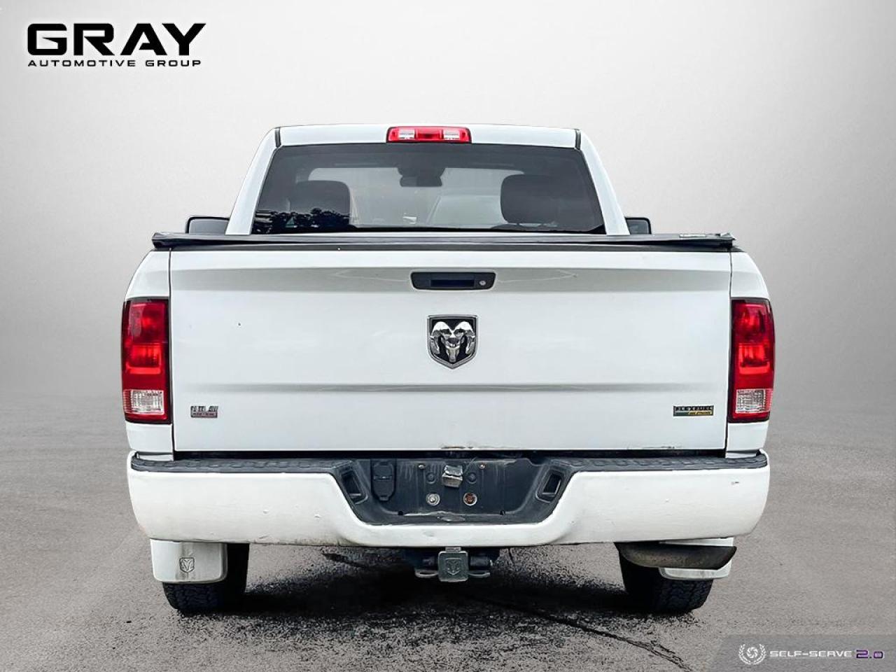 2013 RAM 1500 ST/Reg Cab/Low Mileage Photo3