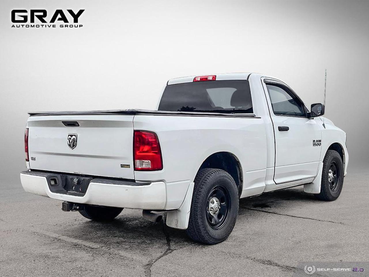 2013 RAM 1500 ST/Reg Cab/Low Mileage Photo4