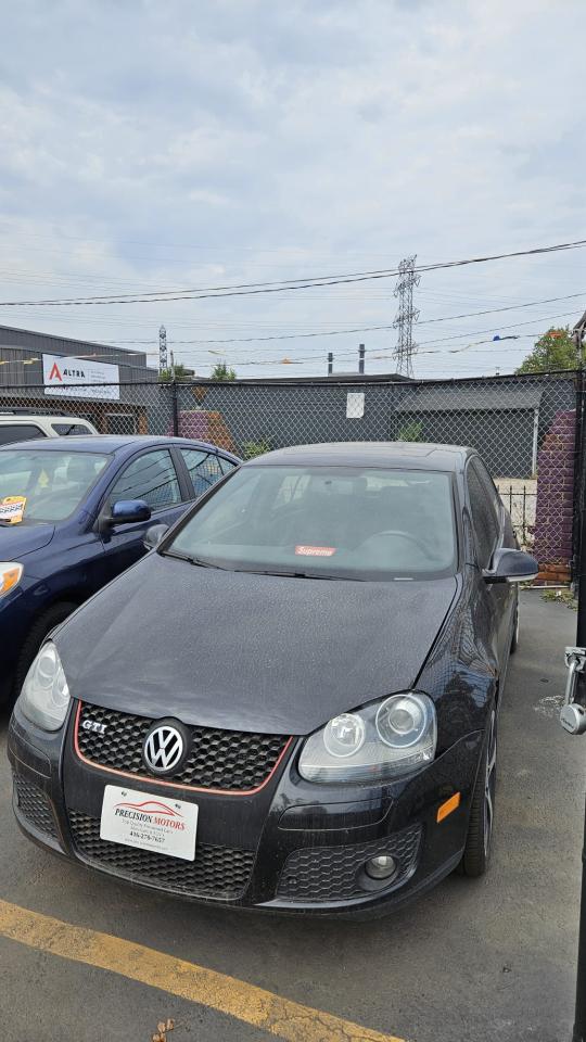 2009 Volkswagen Golf GTI Photo2