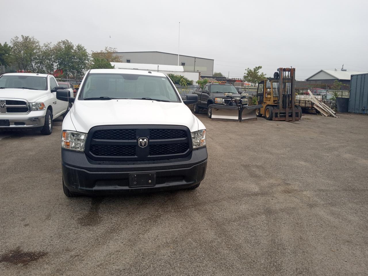 2020 RAM 1500 Classic TRADESMAN - Photo #2