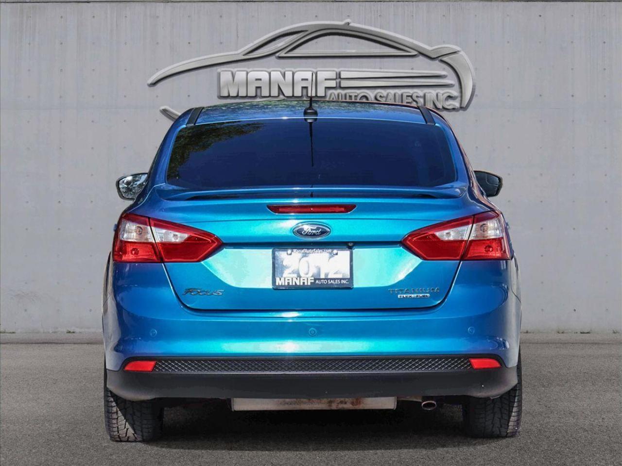 2012 Ford Focus Titanium Sunroof Leather RearCam Sub-woofer Heated - Photo #6