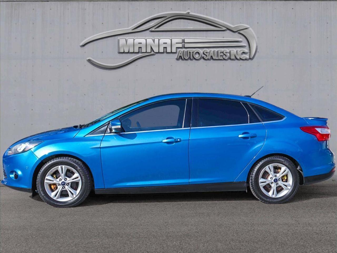 2012 Ford Focus Titanium Sunroof Leather RearCam Sub-woofer Heated - Photo #8