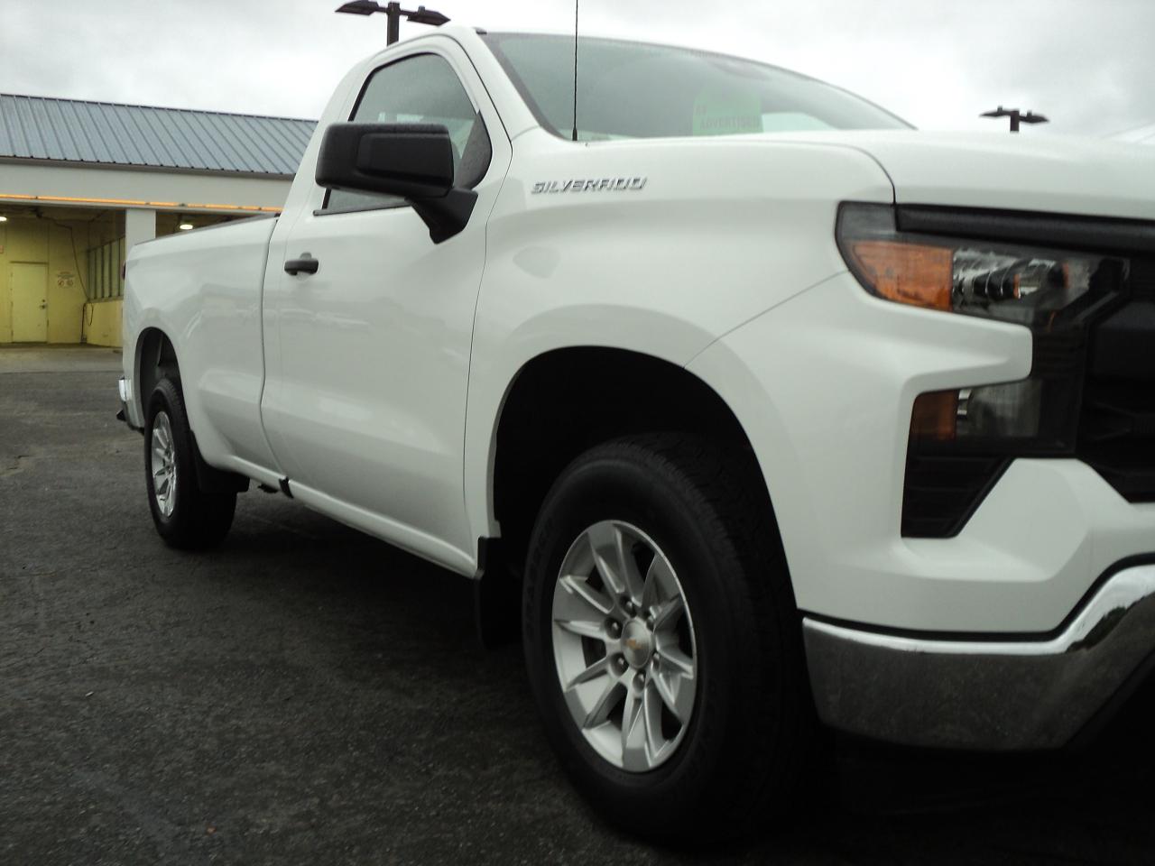 2022 Chevrolet Silverado 1500 WT RegCab 2WD 5.3L8cyl 8ft Box BackUpCam - Photo #22