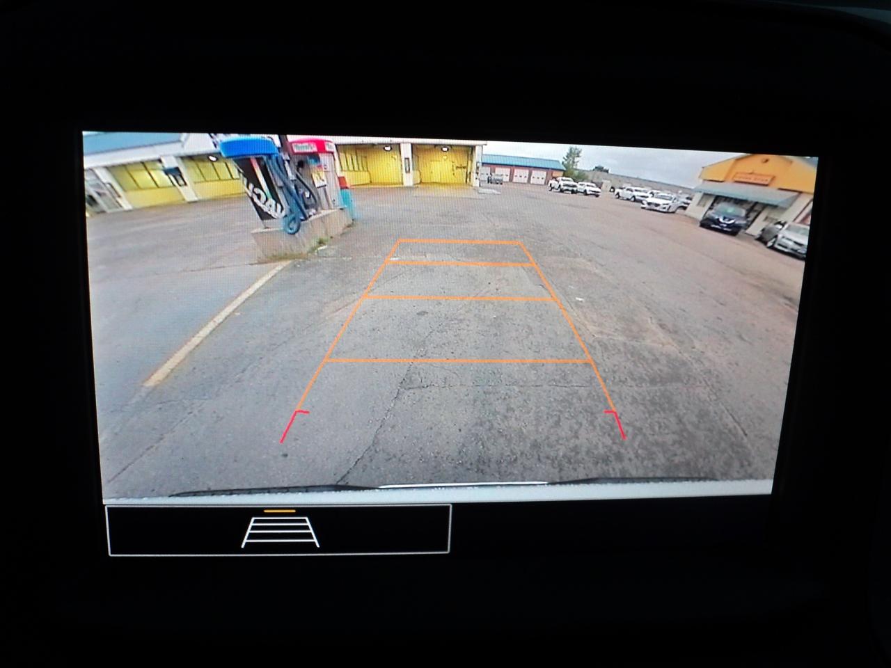 2022 Chevrolet Silverado 1500 WT RegCab 2WD 5.3L8cyl 8ft Box BackUpCam - Photo #18