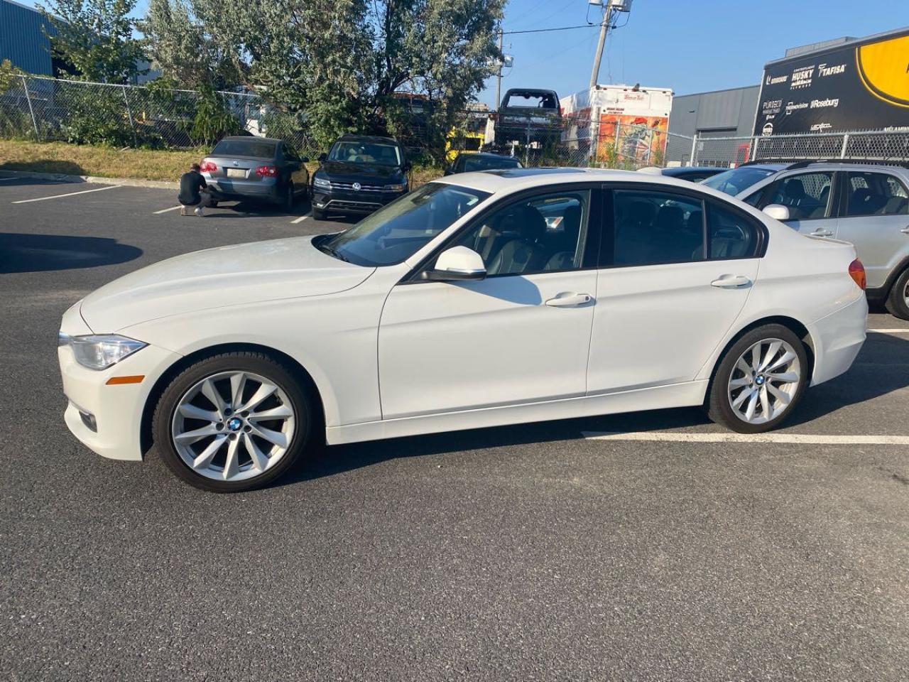 2013 BMW 3 Series 320i xDrive Photo2