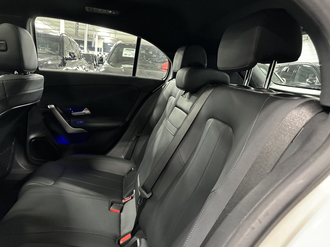 2020 Mercedes-Benz A-Class A250|4MATIC|HATCH|NAV|LEATHER|AMBIENT|SUNROOF|LED| - Photo #10