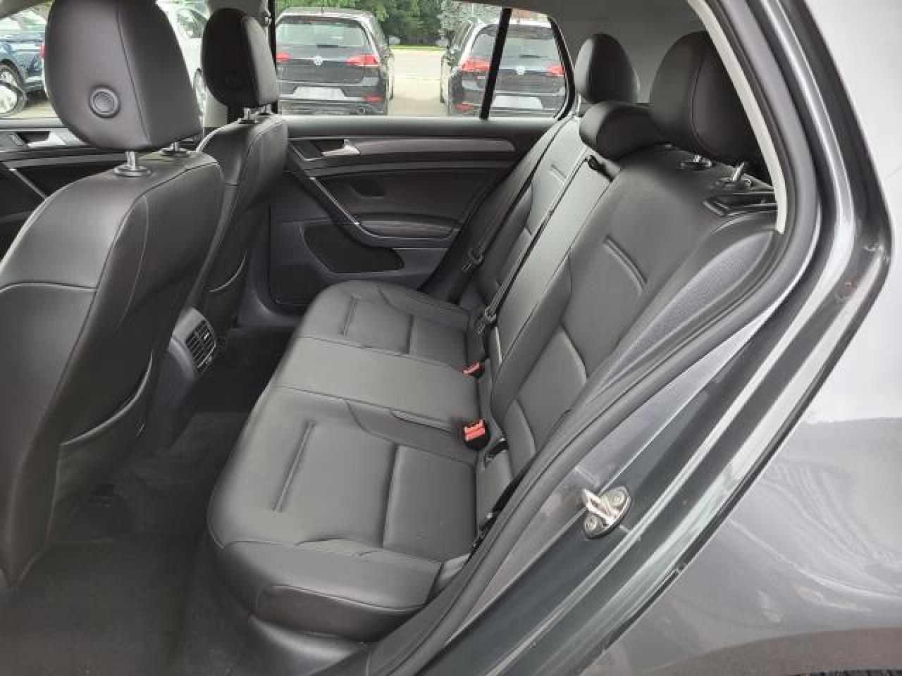 2018 Volkswagen Golf e-Golf Comfortline Photo14