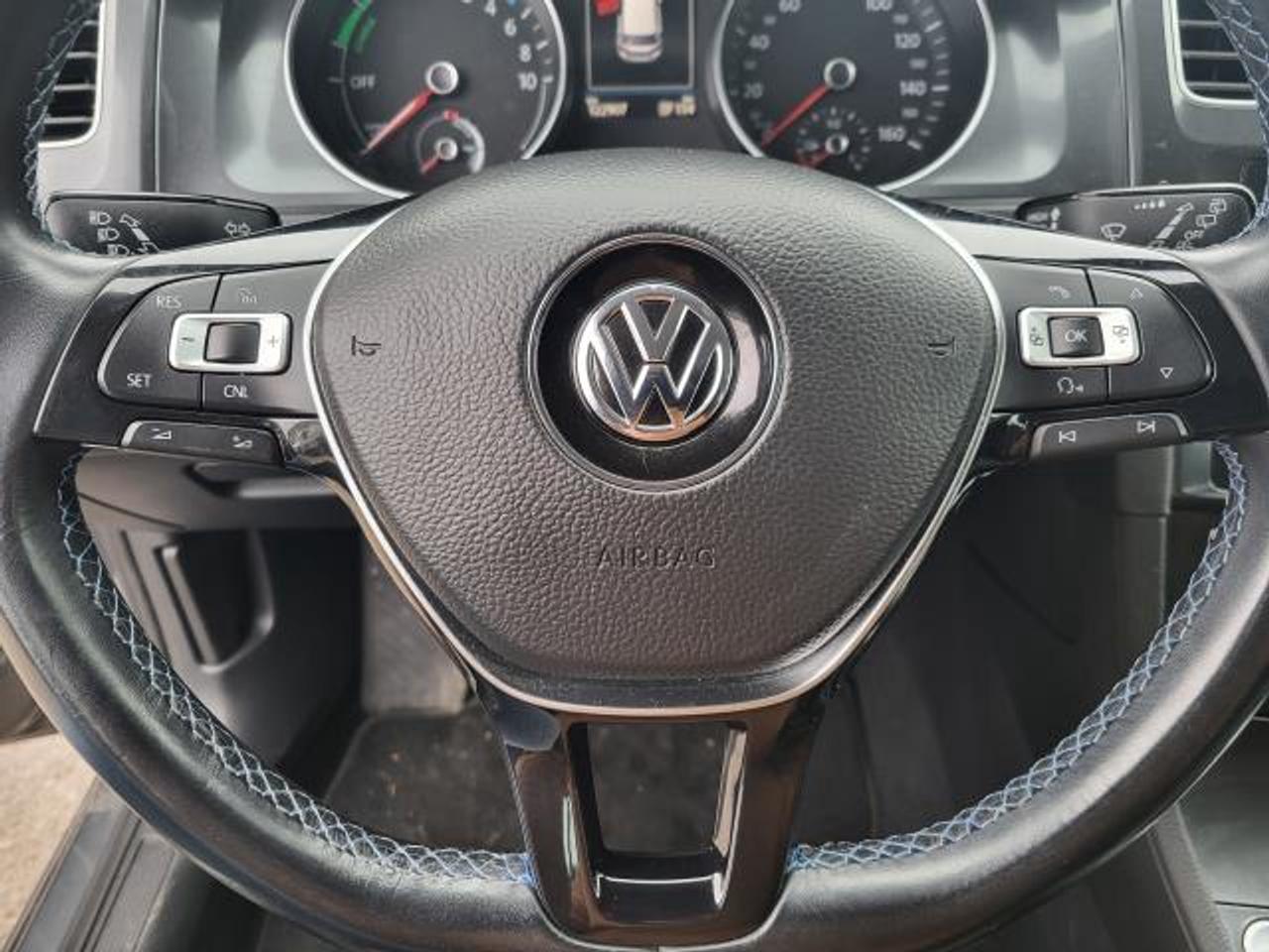 2018 Volkswagen Golf e-Golf Comfortline Photo