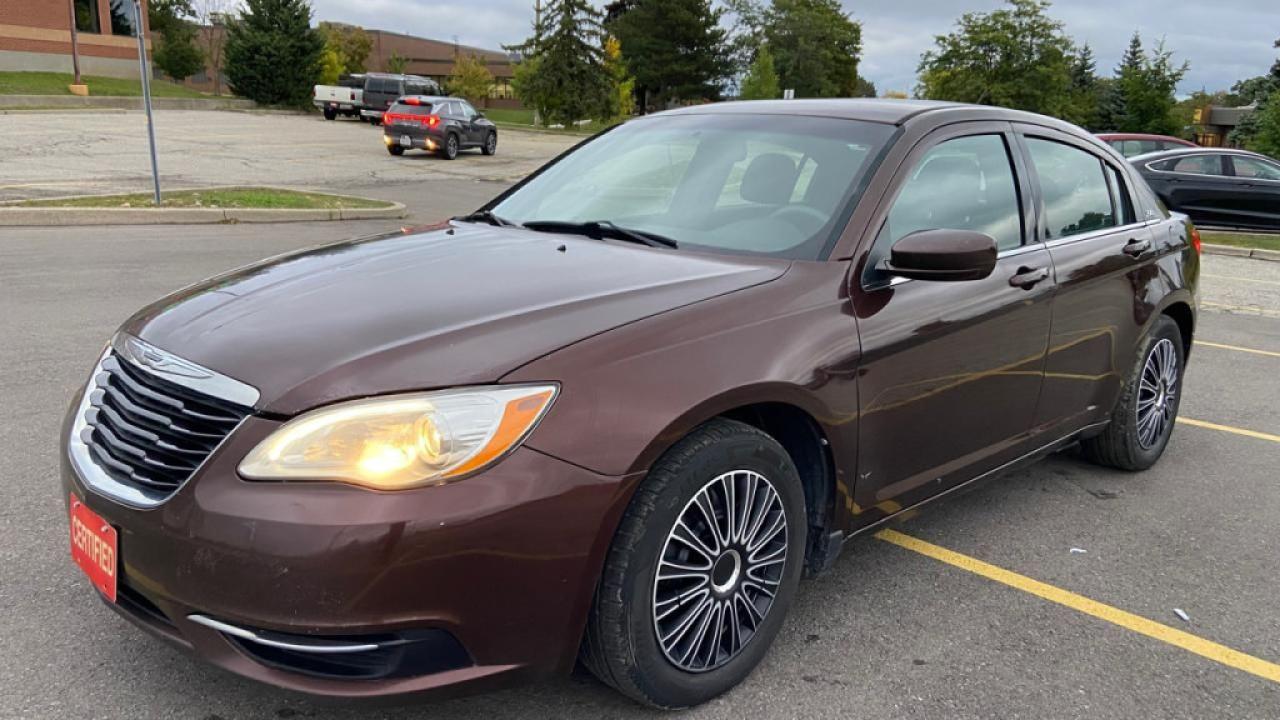 Used 2013 Chrysler 200 LX 4dr Sedan Automatic for sale in Mississauga, ON