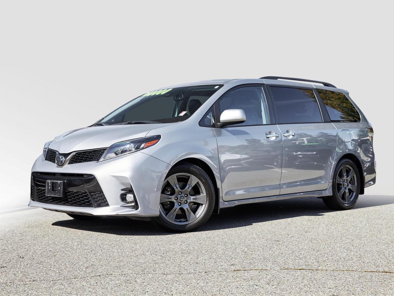 Used 2018 Toyota Sienna SE for sale in Surrey, BC