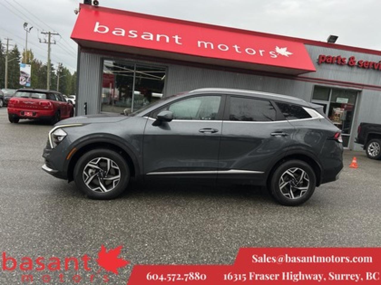 Used 2023 Kia Sportage Backup Cam, Nav thru Carplay, Heated Seats! for sale in Surrey, BC