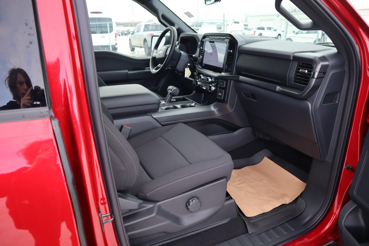 2024 Ford F-150 XLT Photo5