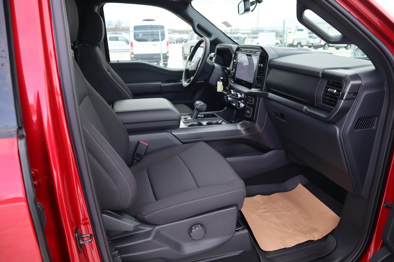 2024 Ford F-150 XLT Photo5