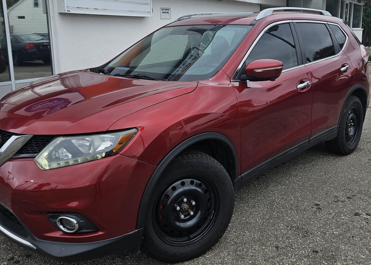 2015 Nissan Rogue AWD 4dr SV - Photo #2