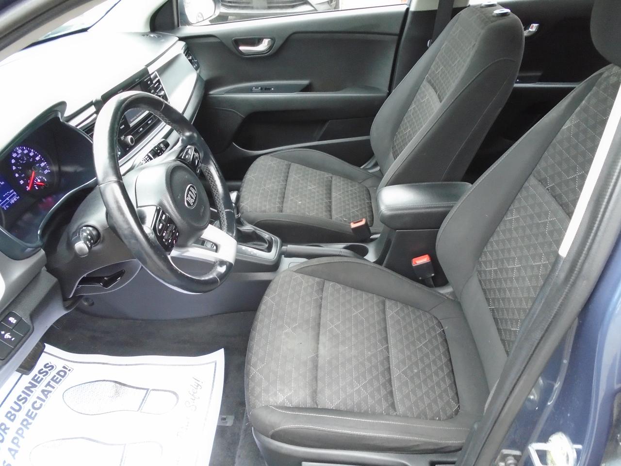 2018 Kia Rio LX+/ HEATED SEATS /REAR CAM / ONE OWNER/ AC/ - Photo #10