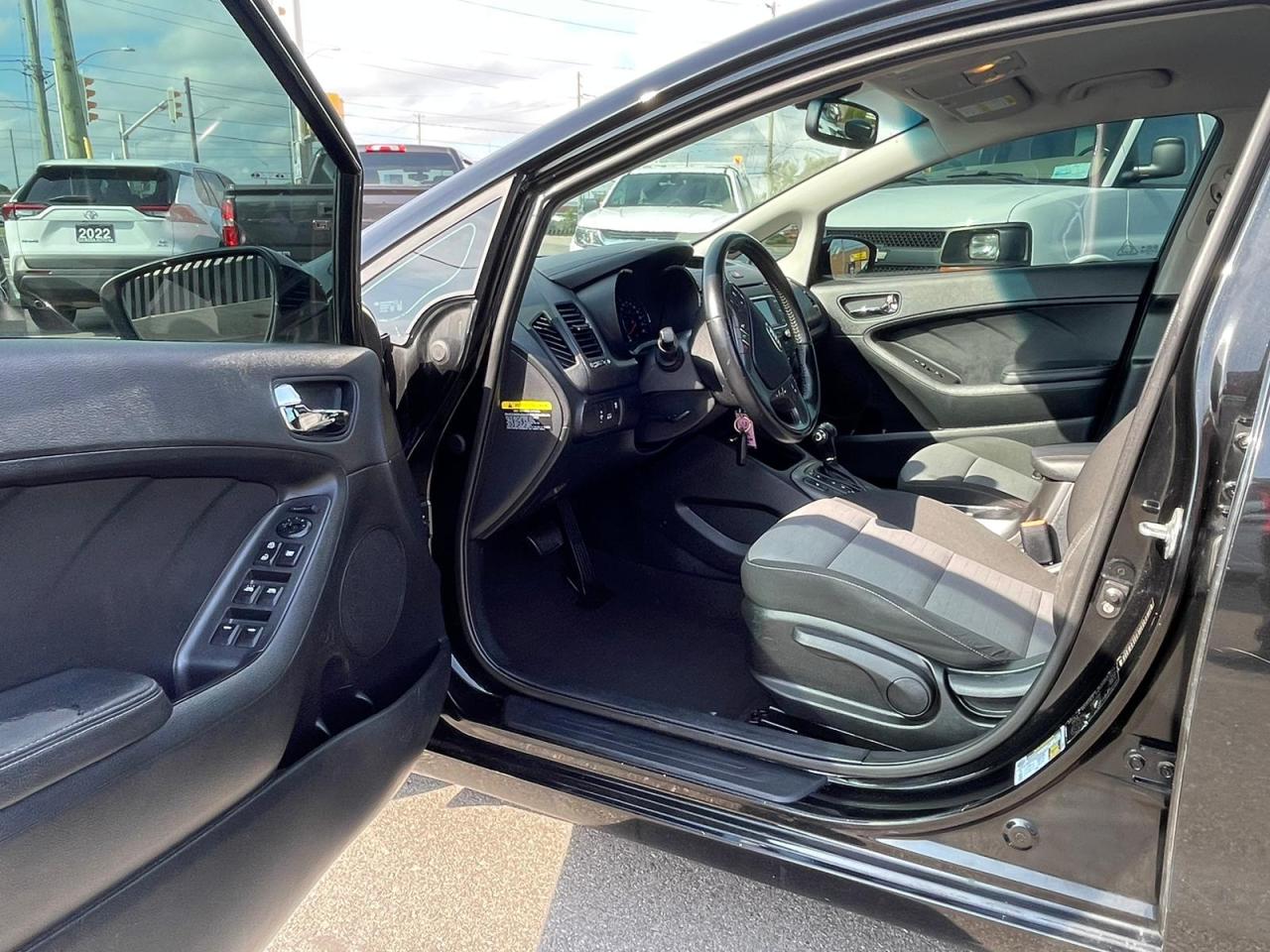 2015 Kia Forte EX AUTO 4DR SEDAN BLUETOOTH CAMERA H-SEATS - Photo #12