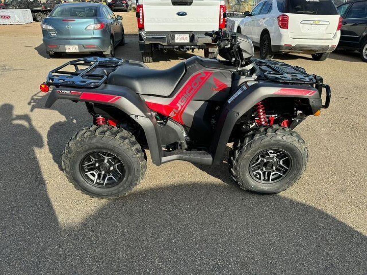 2024 Honda Rubicon 520 DCT Deluxe $118 B/W - Photo #5