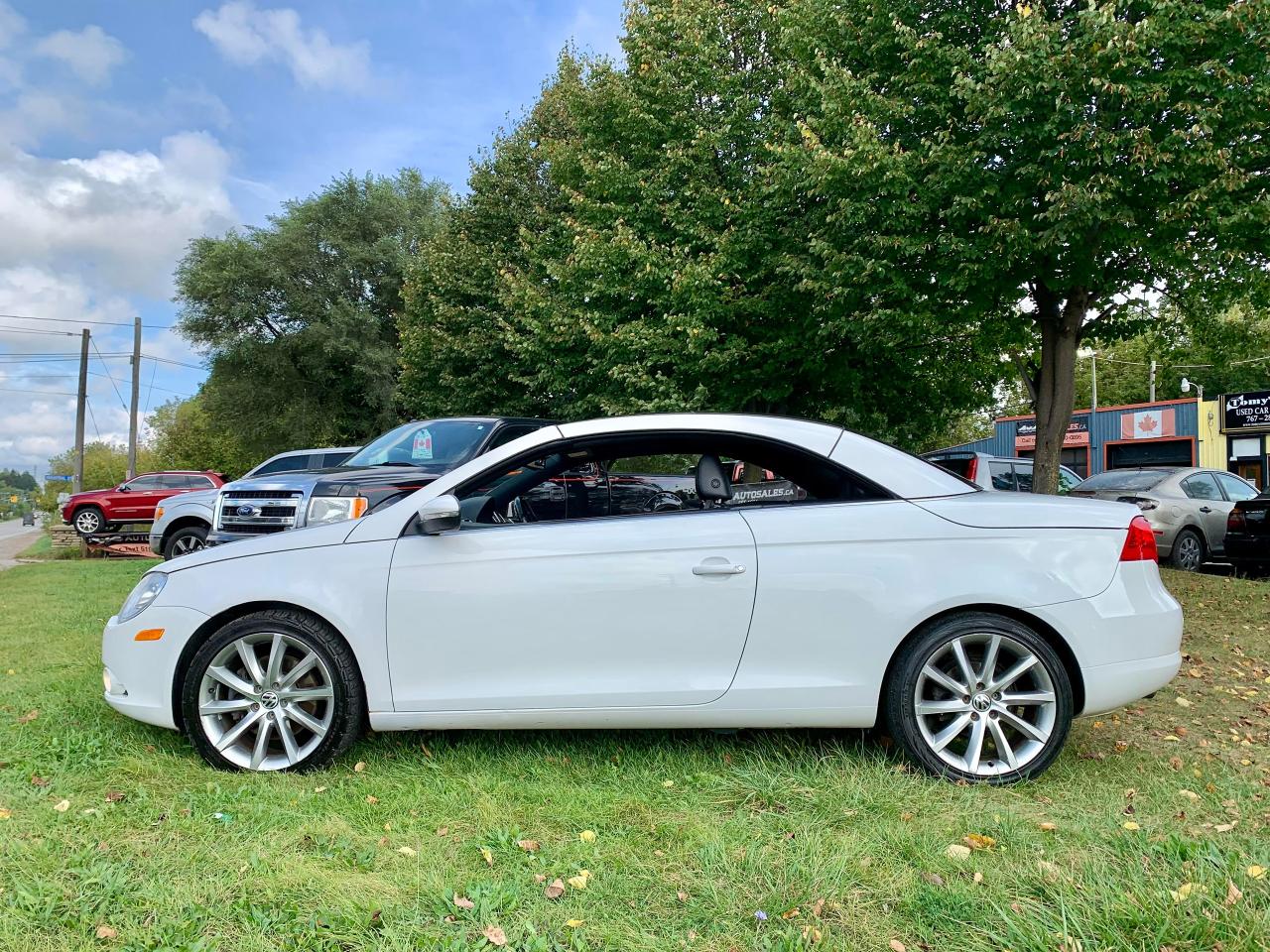 Used 2010 Volkswagen Eos Highline for sale in Guelph, ON