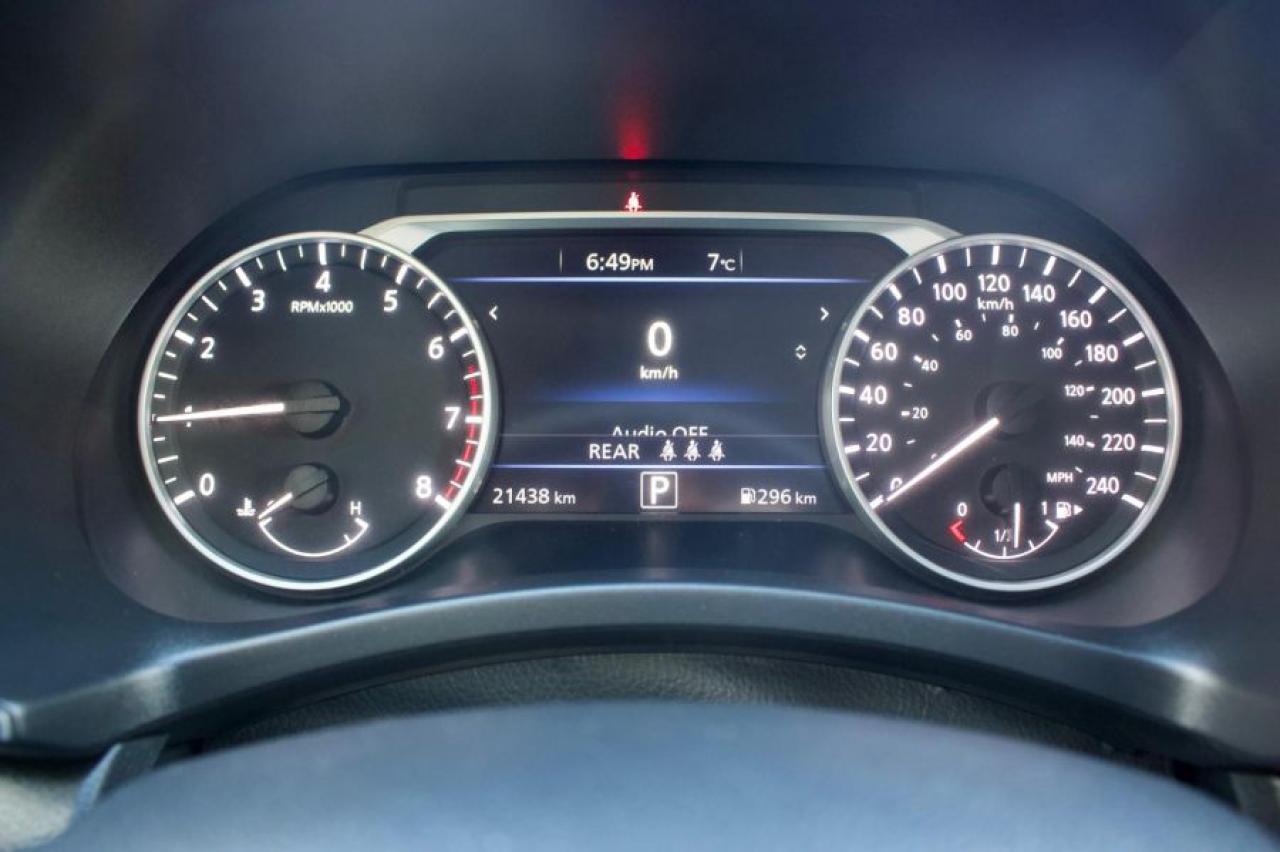 2023 Nissan Sentra SV - Photo #7