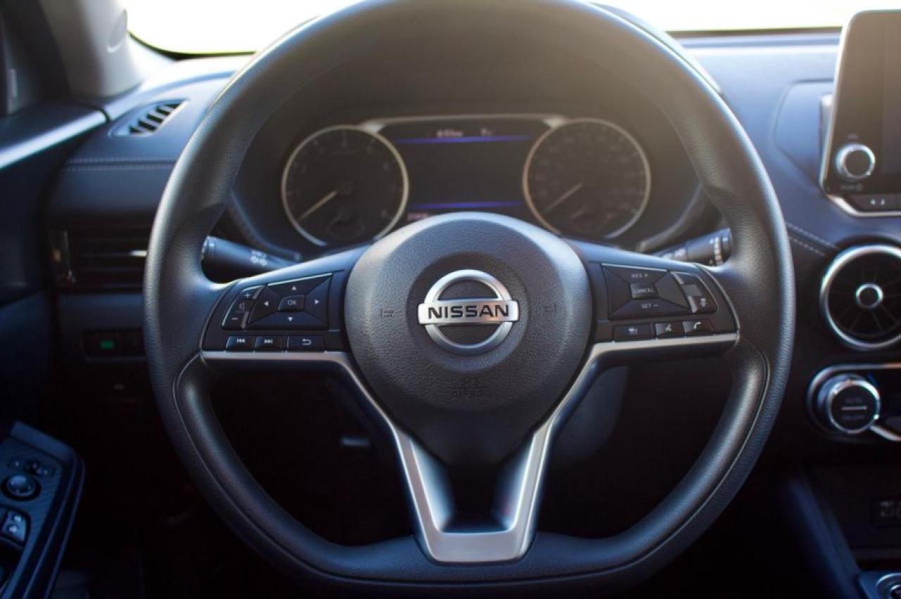 2023 Nissan Sentra SV - Photo #8