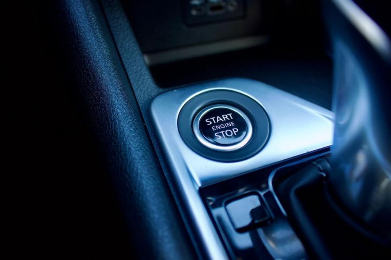 2023 Nissan Sentra SV - Photo #10